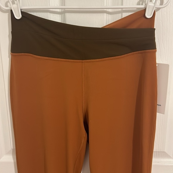 Lululemon Throwback Colorblock Astro Pant Legging NWT Size 10 - Picture 6 of 11